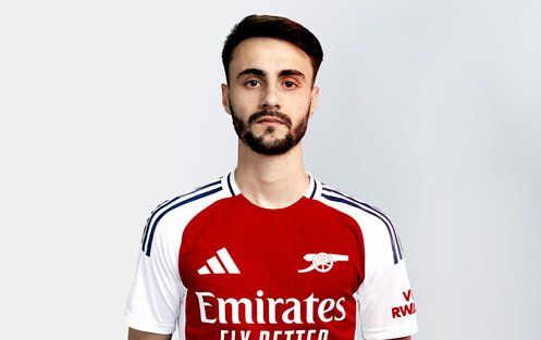 Viera Headshot 24/25